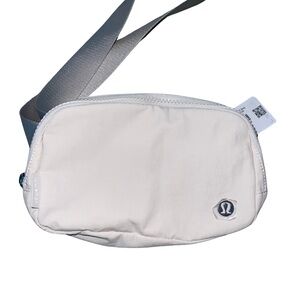 Lululemon everywhere belt bag white opal